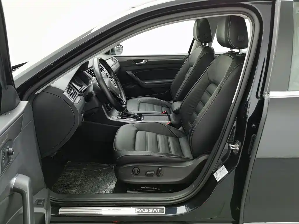 Volkswagen Passat — миниатюра 10