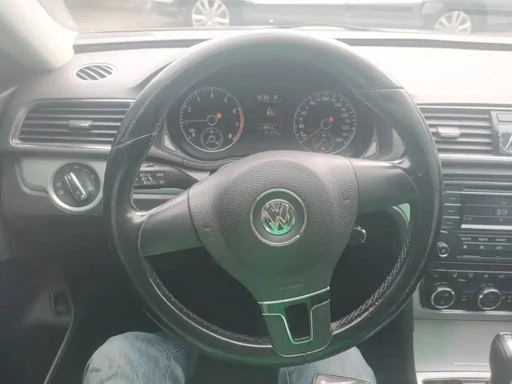 Volkswagen Passat — миниатюра 11