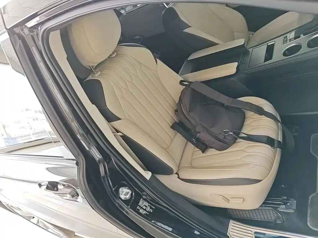 Toyota Sienna — миниатюра 25