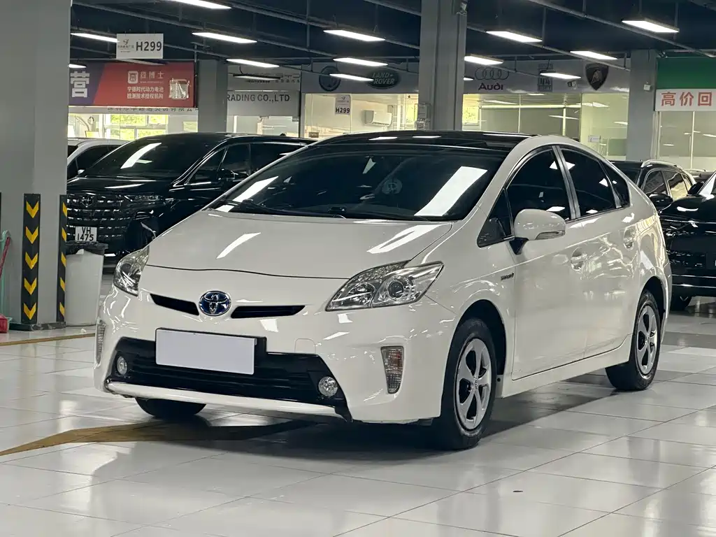 Toyota Prius 2012 1.8L Luxury