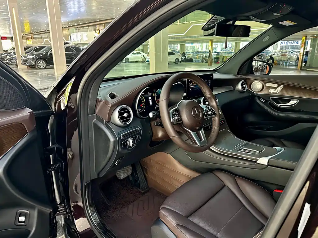 Mercedes-Benz GLC — миниатюра 5