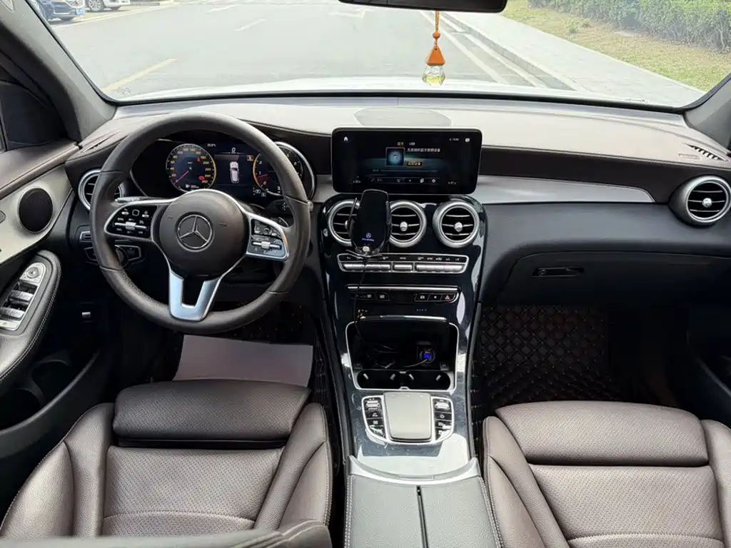 Mercedes-Benz GLC — миниатюра 20