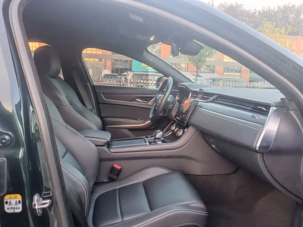 Jaguar XFL — миниатюра 27