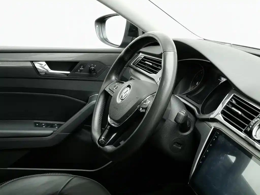 Volkswagen Passat — миниатюра 22