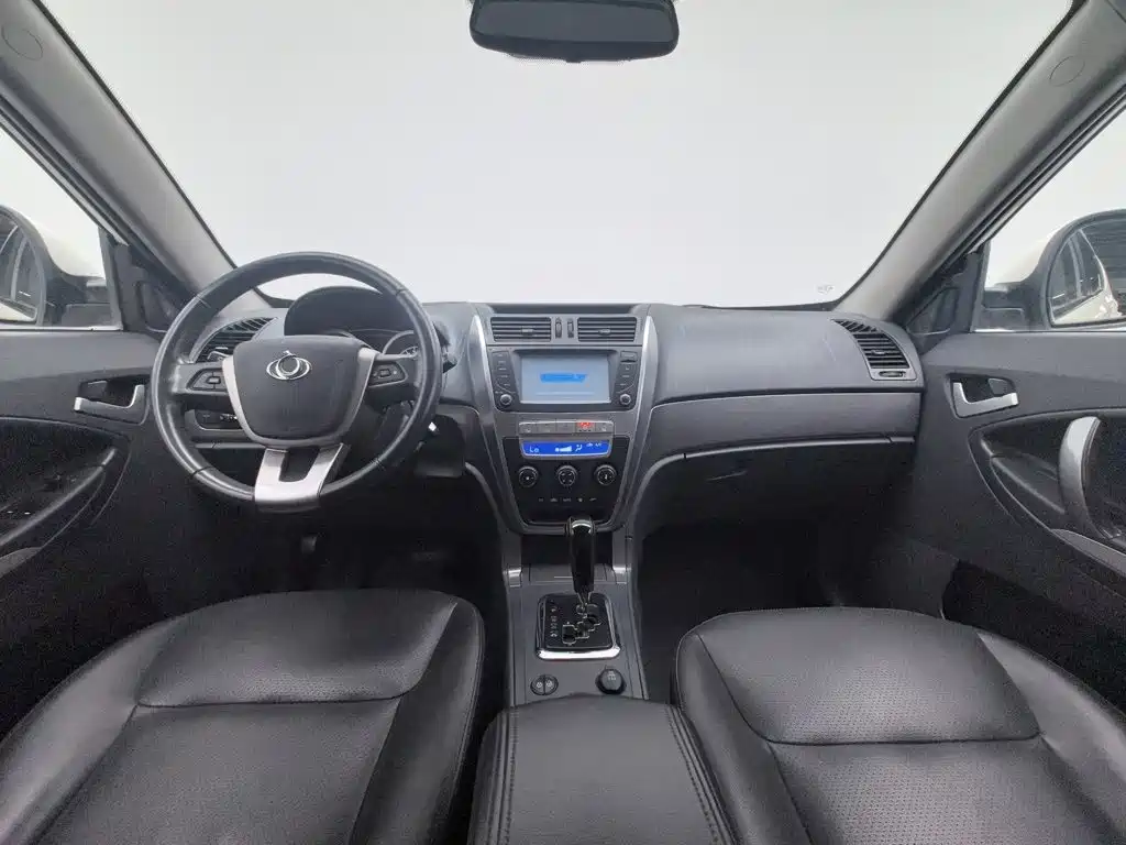 Geely GX7 — миниатюра 5