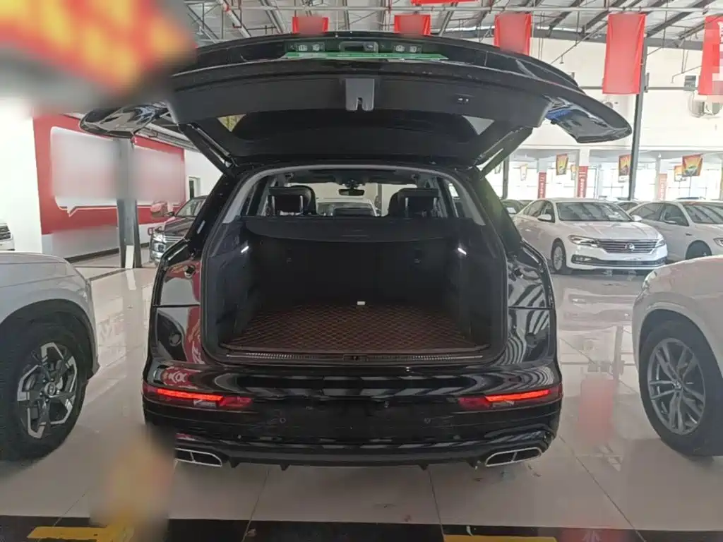 Audi Q5L — миниатюра 19