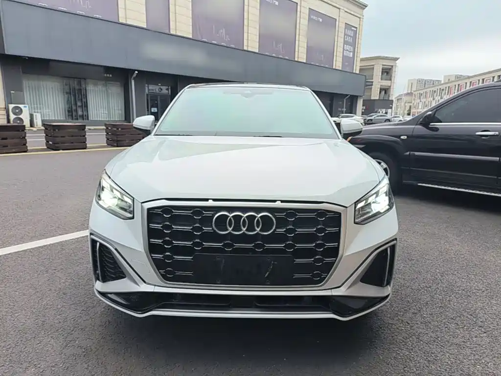 Audi Q2L — миниатюра 3