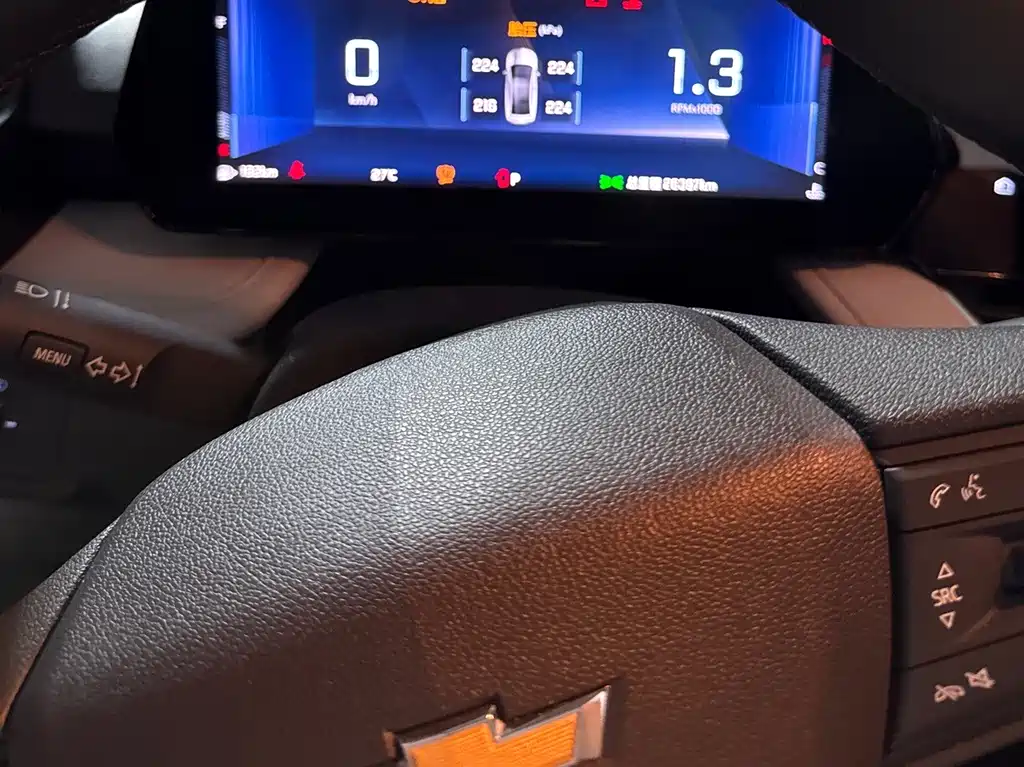 Chevrolet Monza — миниатюра 12