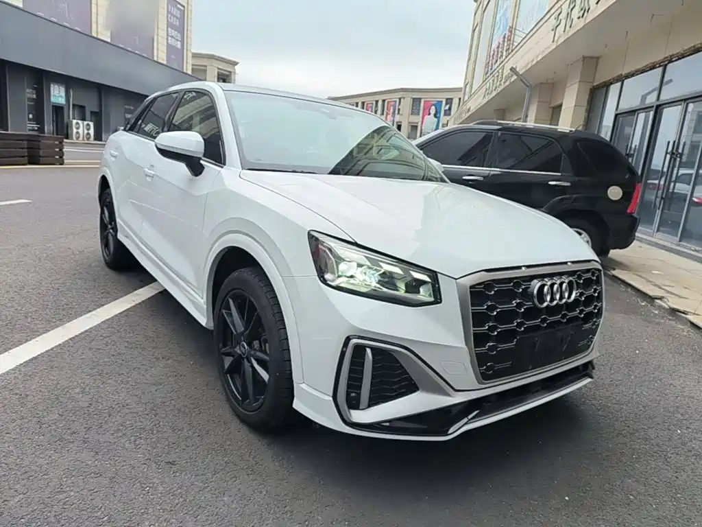 Audi Q2L — миниатюра 4