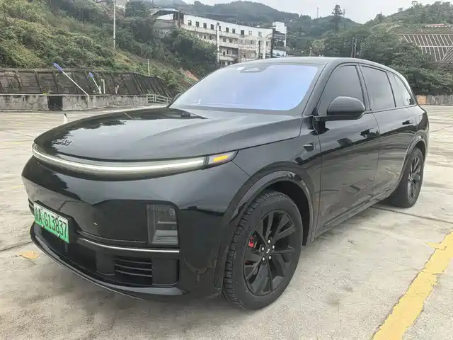 2023 Li Xiang L7
