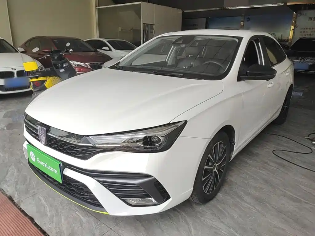 Roewe i5