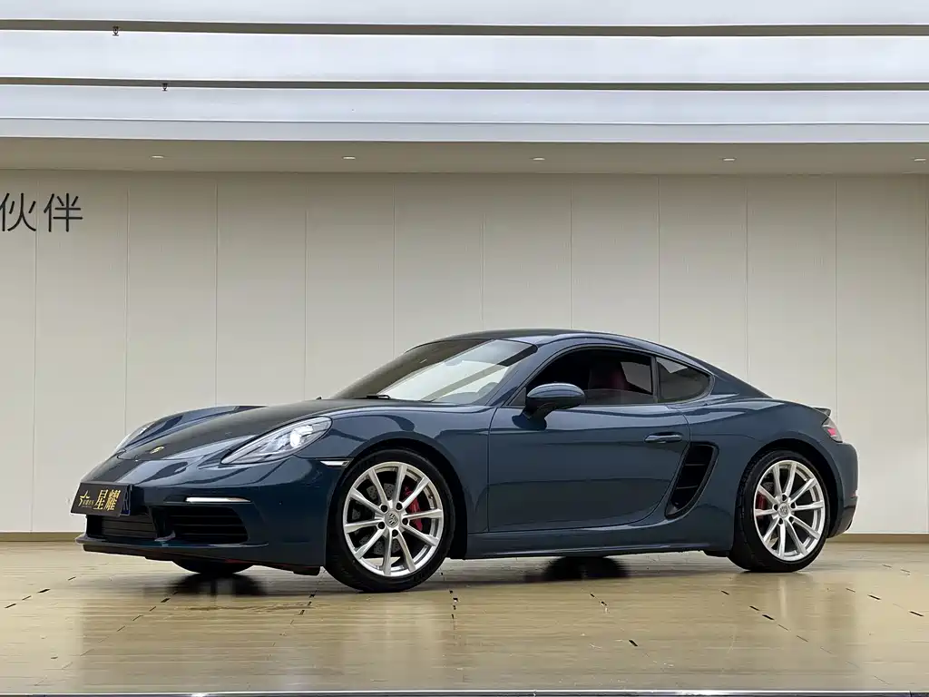Porsche 718