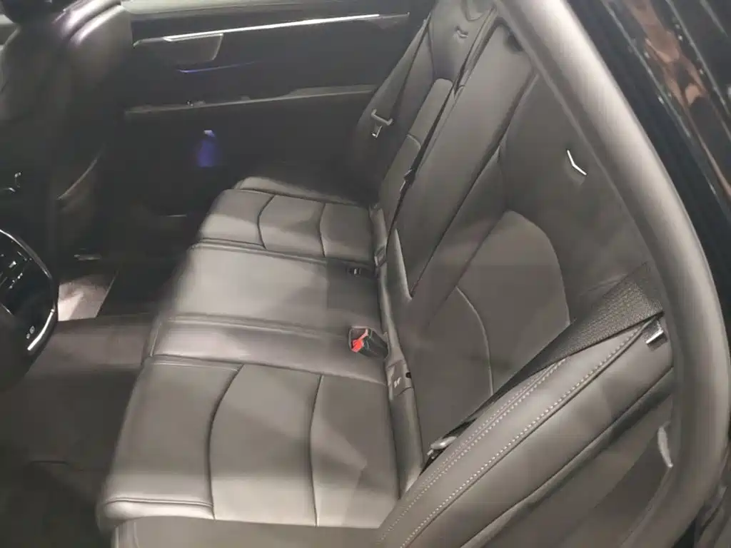 Cadillac CT6 — миниатюра 17