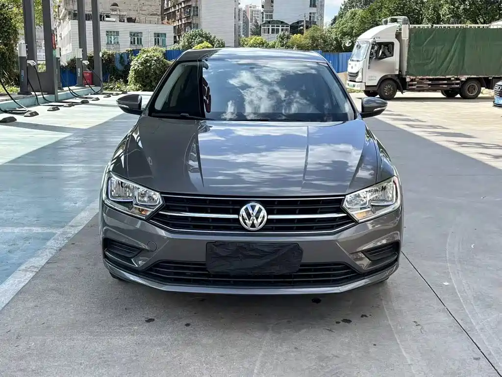 Volkswagen Bora — миниатюра 3