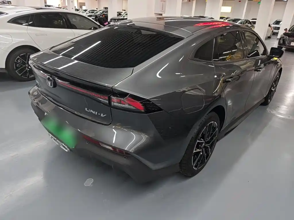 Changan UNI-V iDD — миниатюра 7