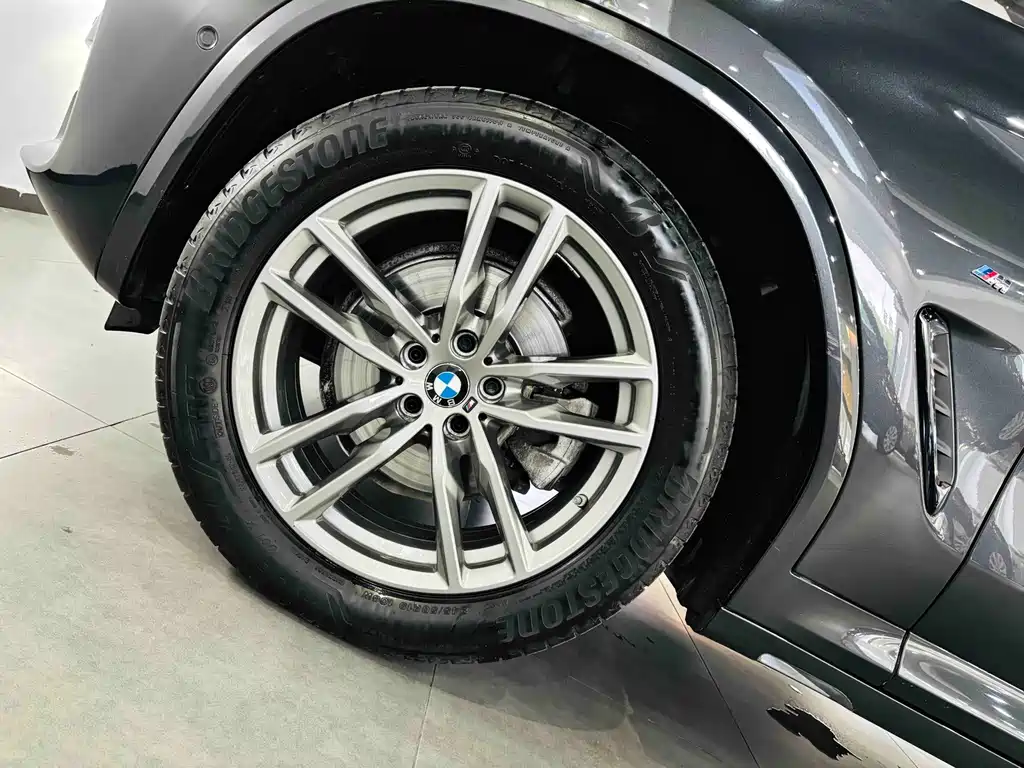 BMW X4 — миниатюра 10