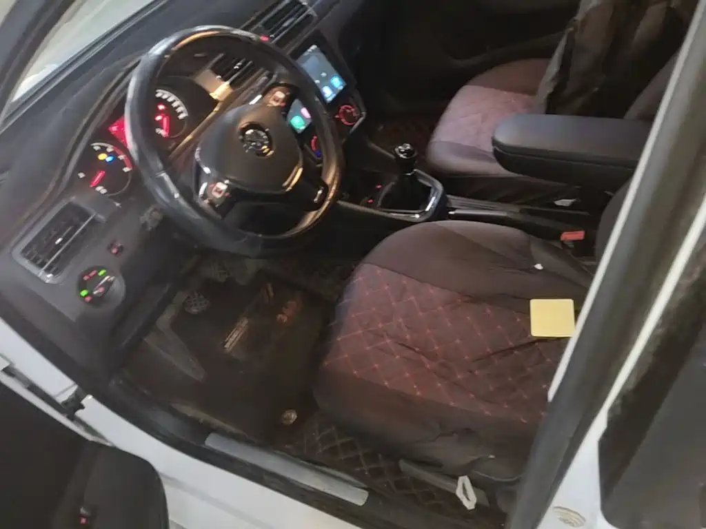 Volkswagen Santana — миниатюра 15