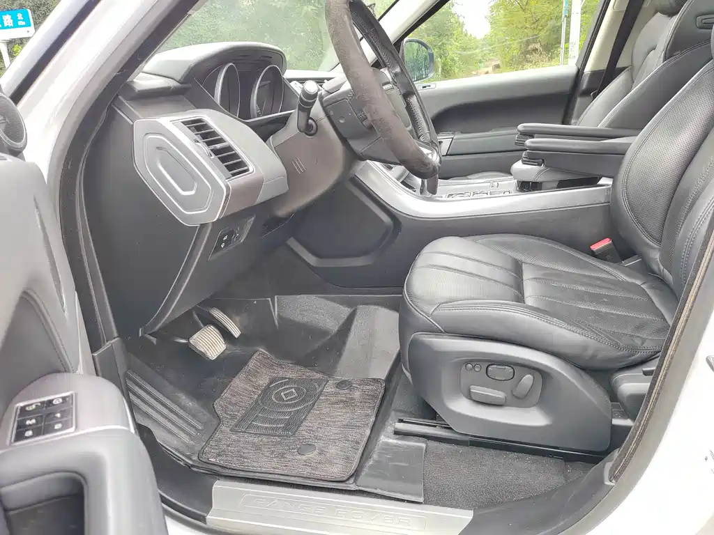 Land Rover Sport — миниатюра 4