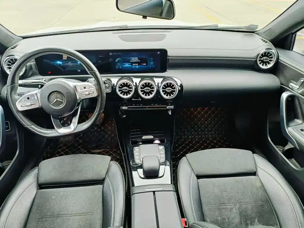 Mercedes-Benz A-Class — миниатюра 6