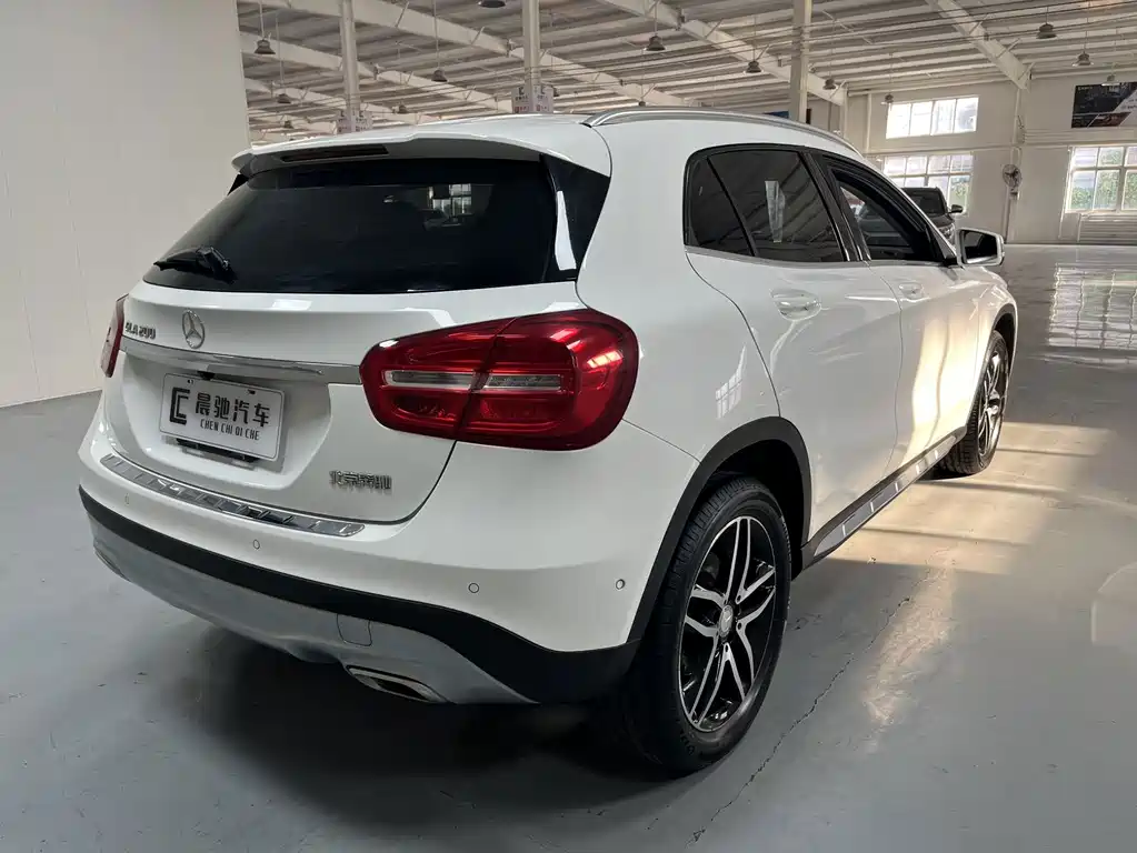 Mercedes-Benz GLA — миниатюра 4