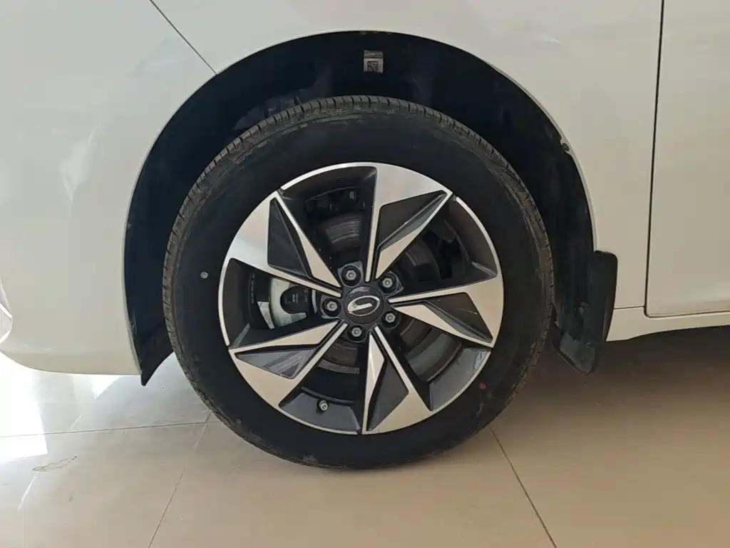 GAC Motor Trumpchi M6 — миниатюра 23
