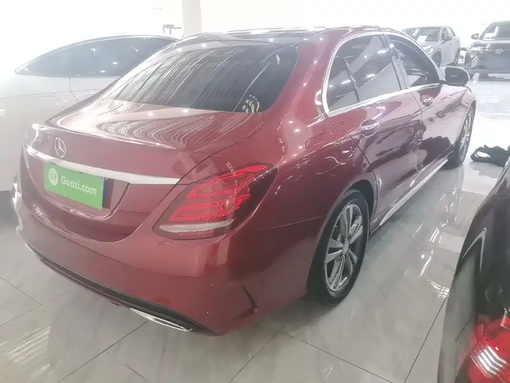 Mercedes-Benz C-Class — миниатюра 7