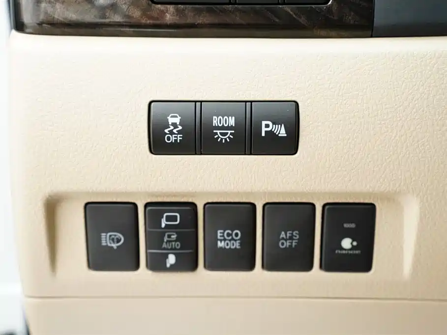 Toyota Alphard 2012 3.5L Luxury