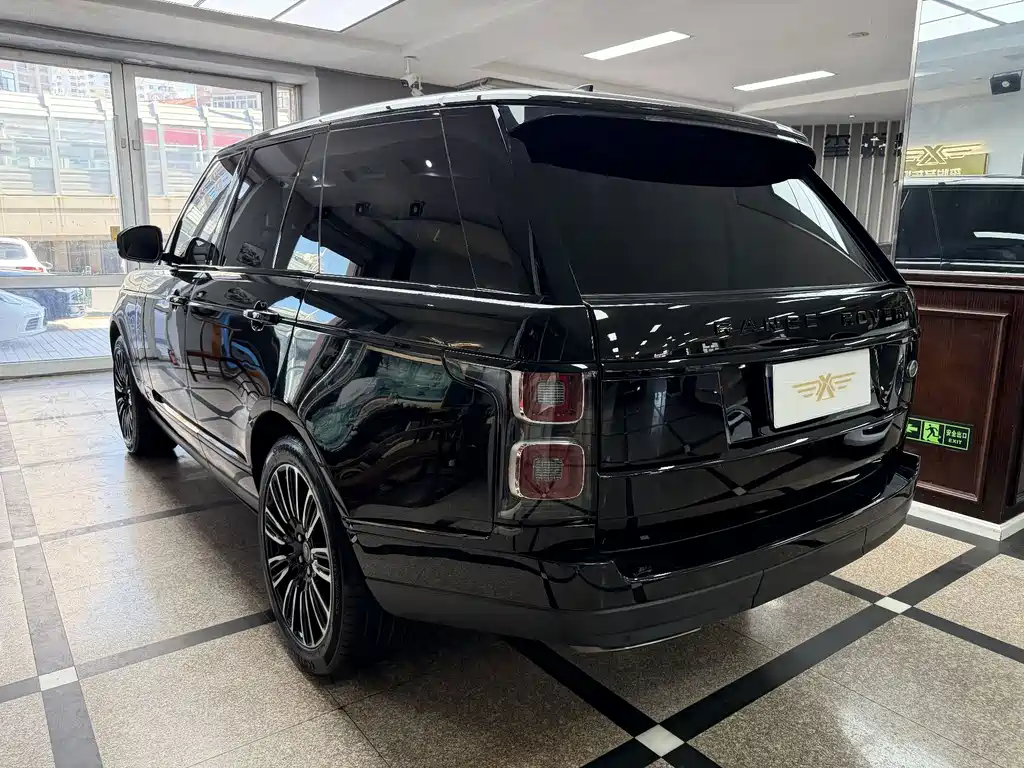 Land Rover Range Rover — миниатюра 4