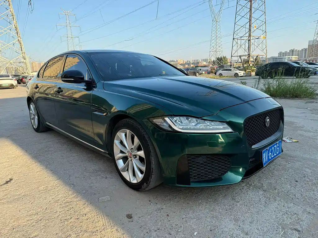 Jaguar XFL — миниатюра 2