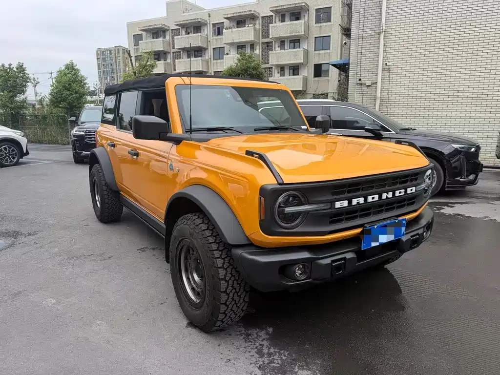 Ford Bronco — миниатюра 3