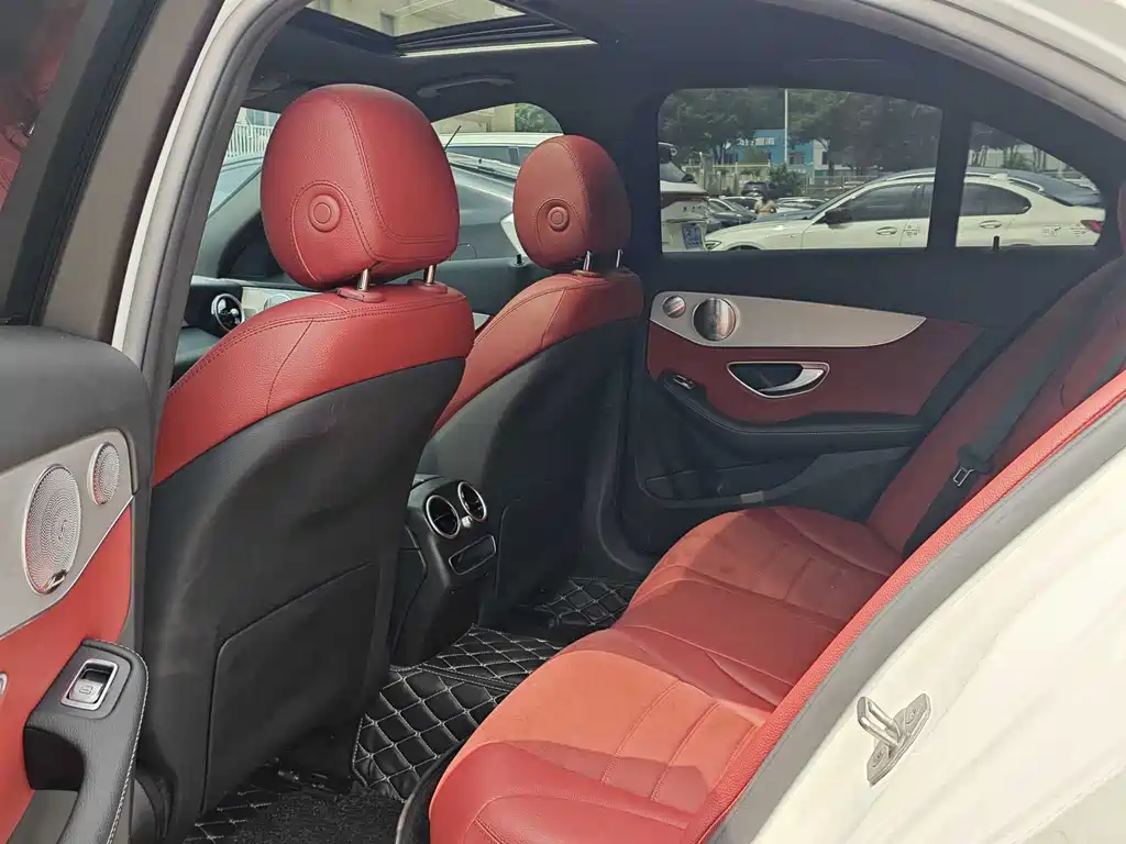 Mercedes-Benz C-Class — миниатюра 15