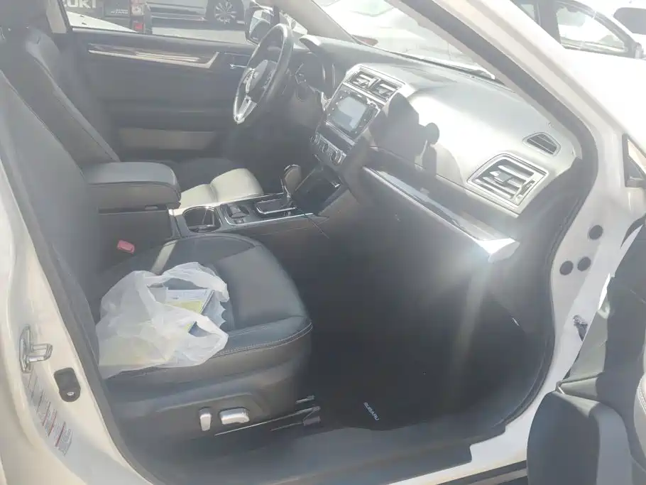 Subaru Outback — миниатюра 8