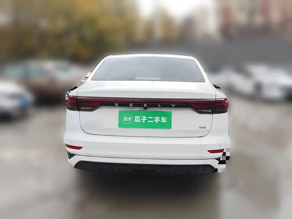 Geely Emgrand — миниатюра 3