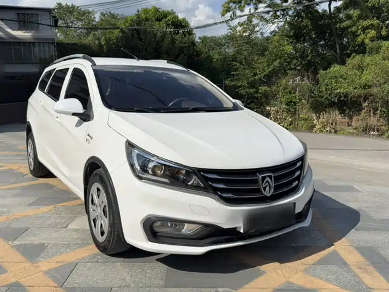 Baojun 310W — миниатюра 14