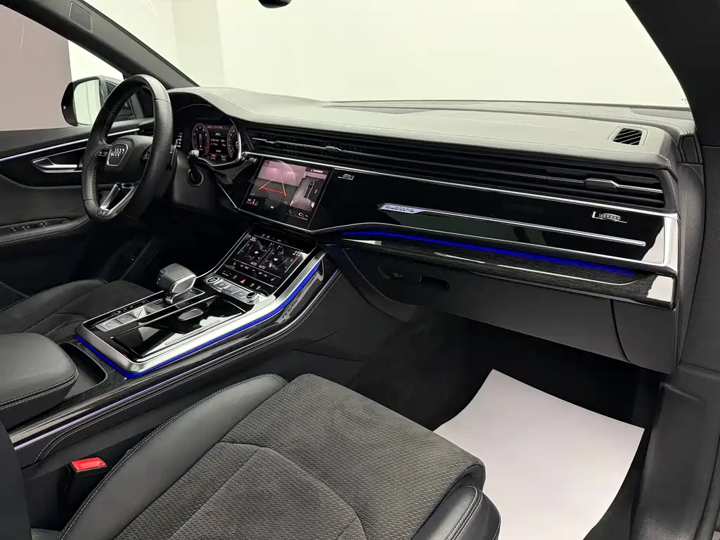 Audi Q8 — миниатюра 8