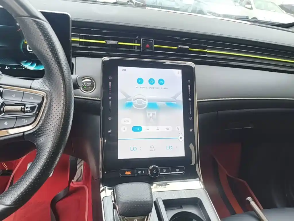 Roewe RX5 — миниатюра 13