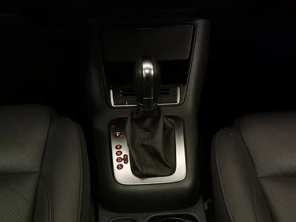 Volkswagen Tiguan — миниатюра 13