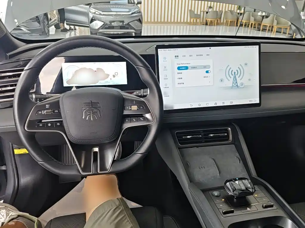 BYD Qin L — миниатюра 10