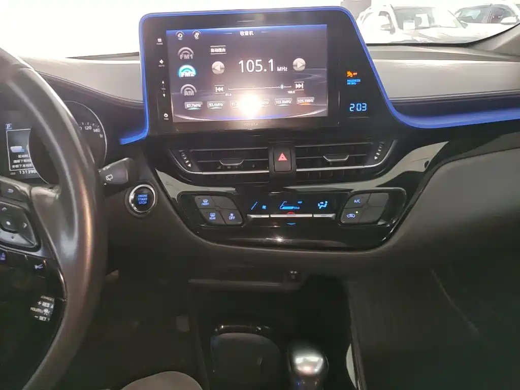 Toyota IZOA — миниатюра 13