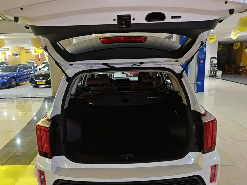 Kia Sportage — миниатюра 19