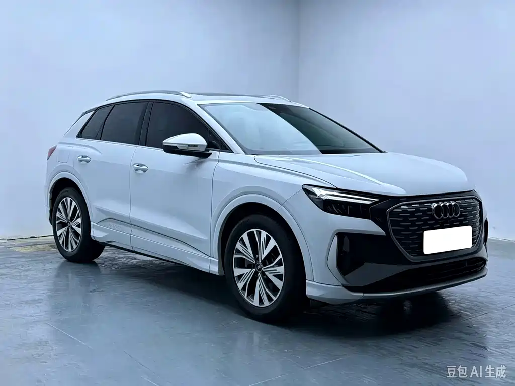 Audi Q4 e-tron — миниатюра 2