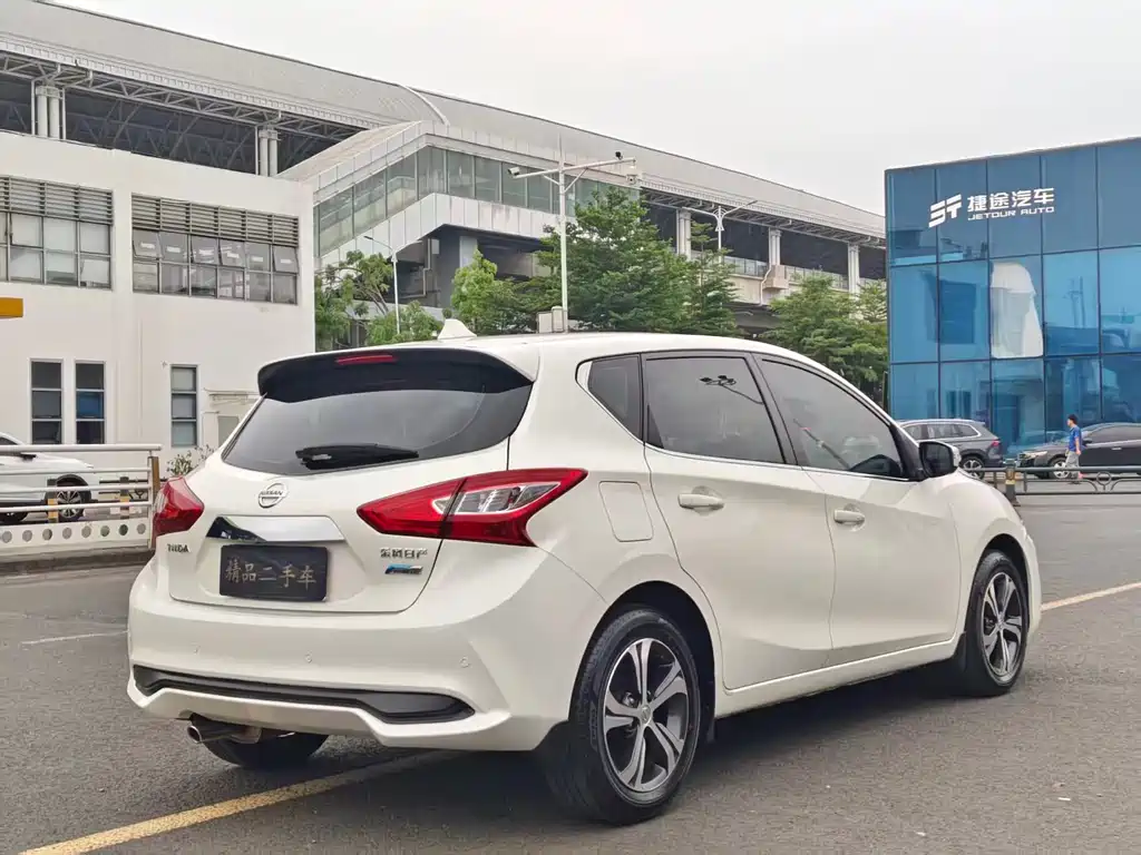 Nissan Tiida 2019 1.6L CVT VI