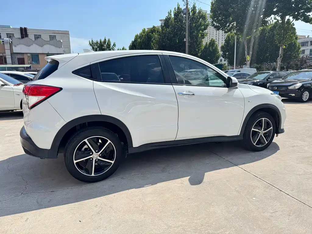 Honda Vezel — миниатюра 6