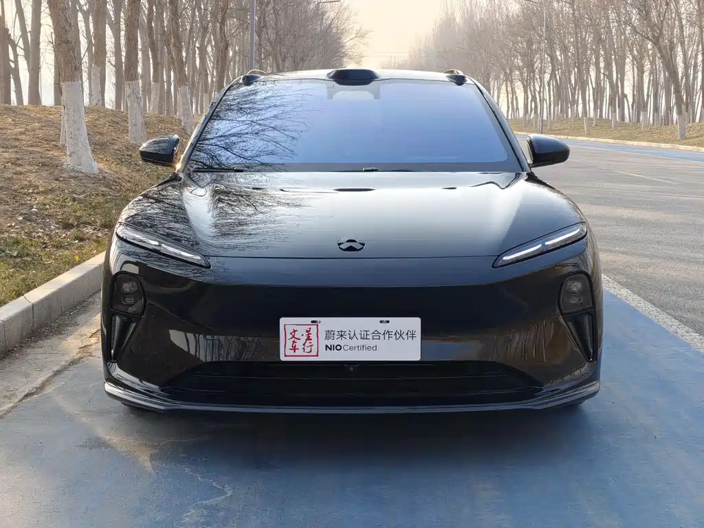 NIO NIO ET5T