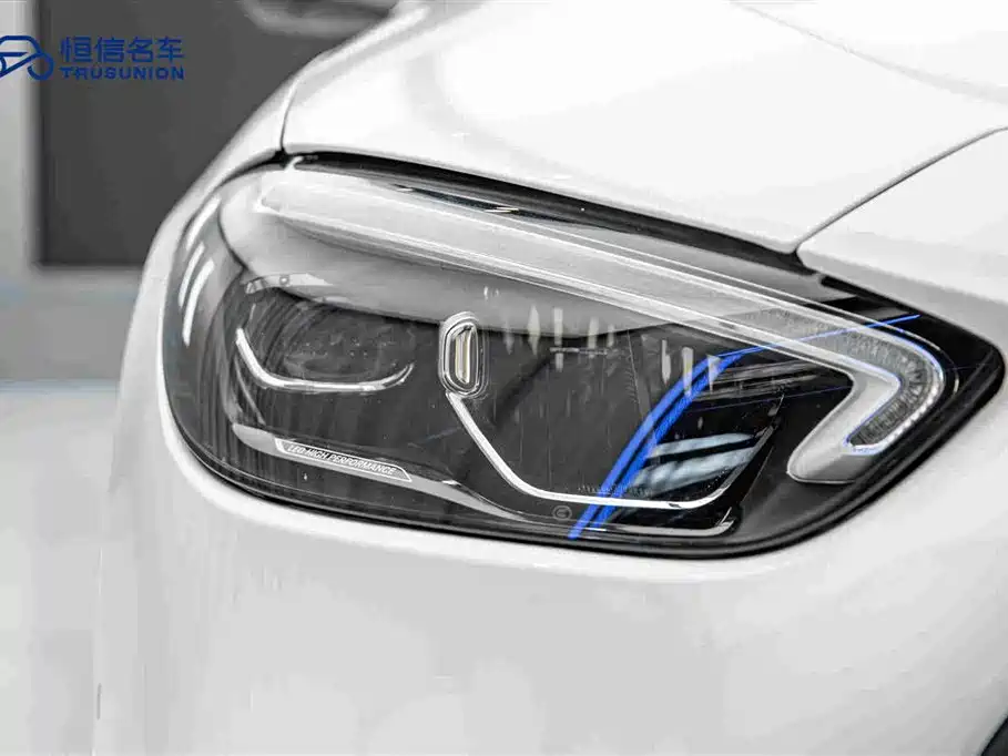 Mercedes-Benz C-Class — миниатюра 10