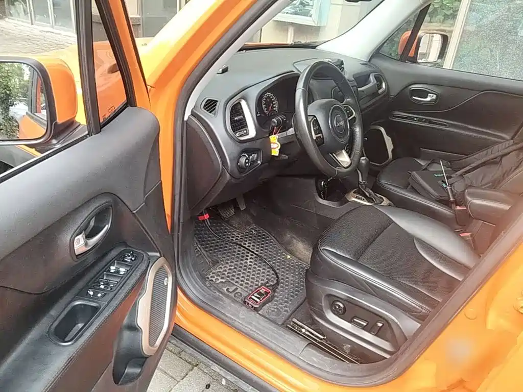 Jeep Renegade — миниатюра 16