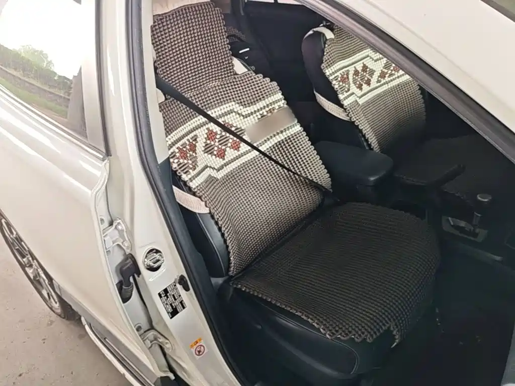 Toyota RAV4 — миниатюра 25
