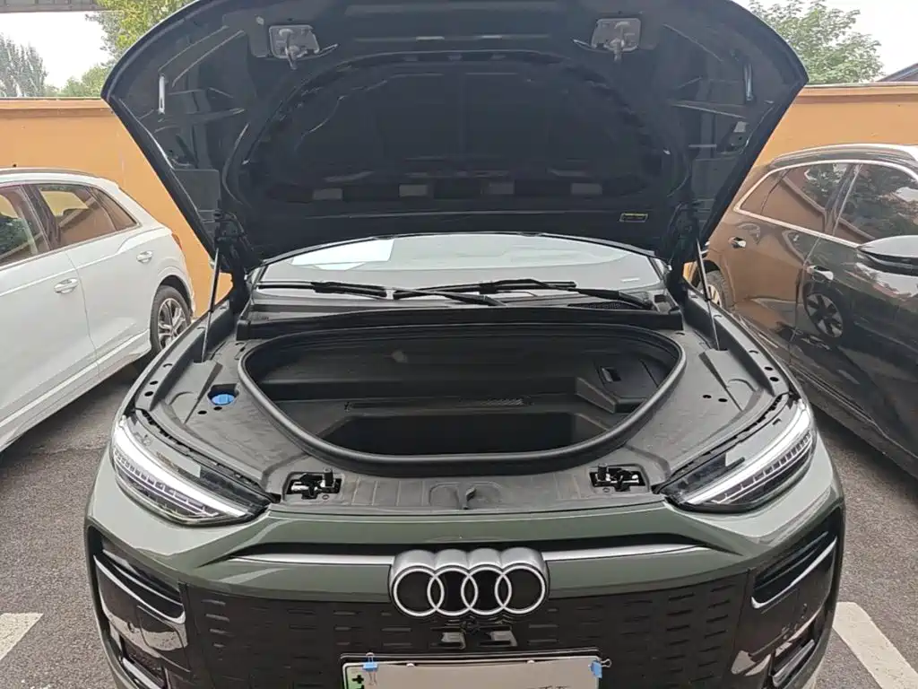 Audi Q6L e-tron — миниатюра 20
