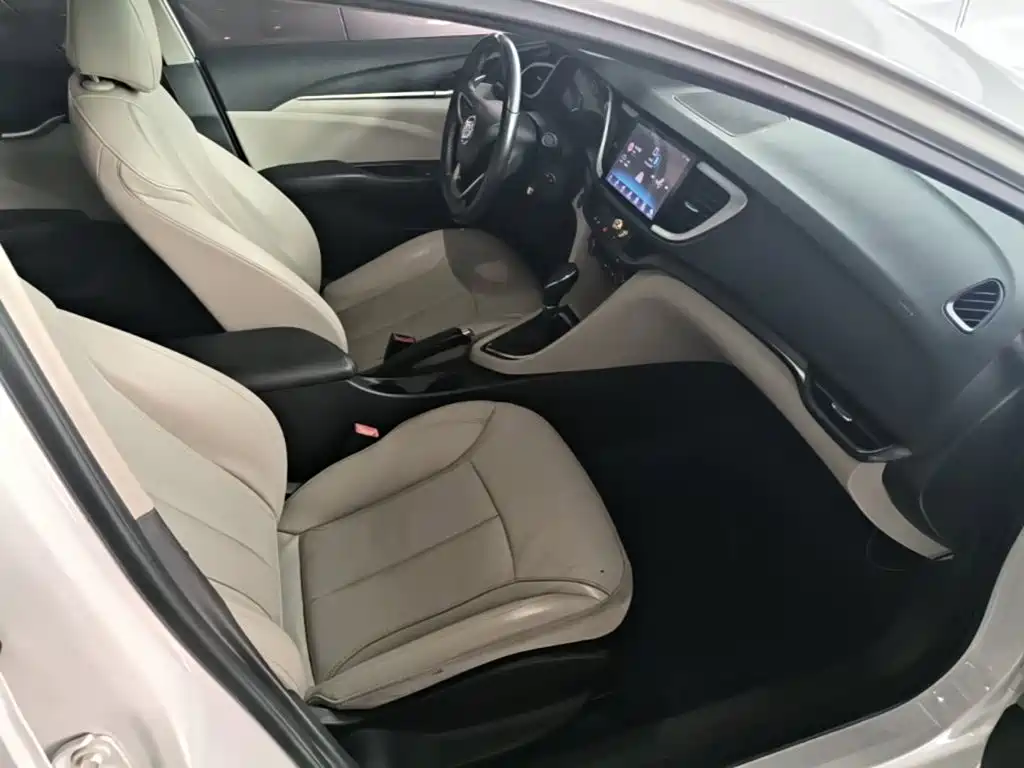 Buick Excelle — миниатюра 25