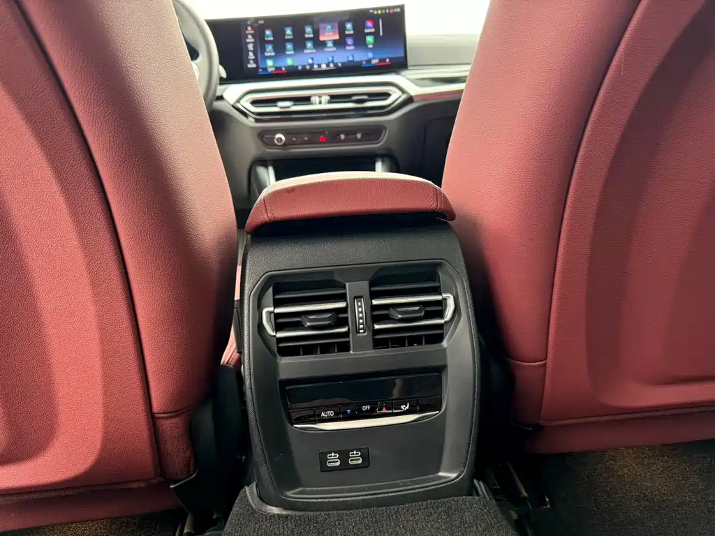 BMW i3 — миниатюра 11